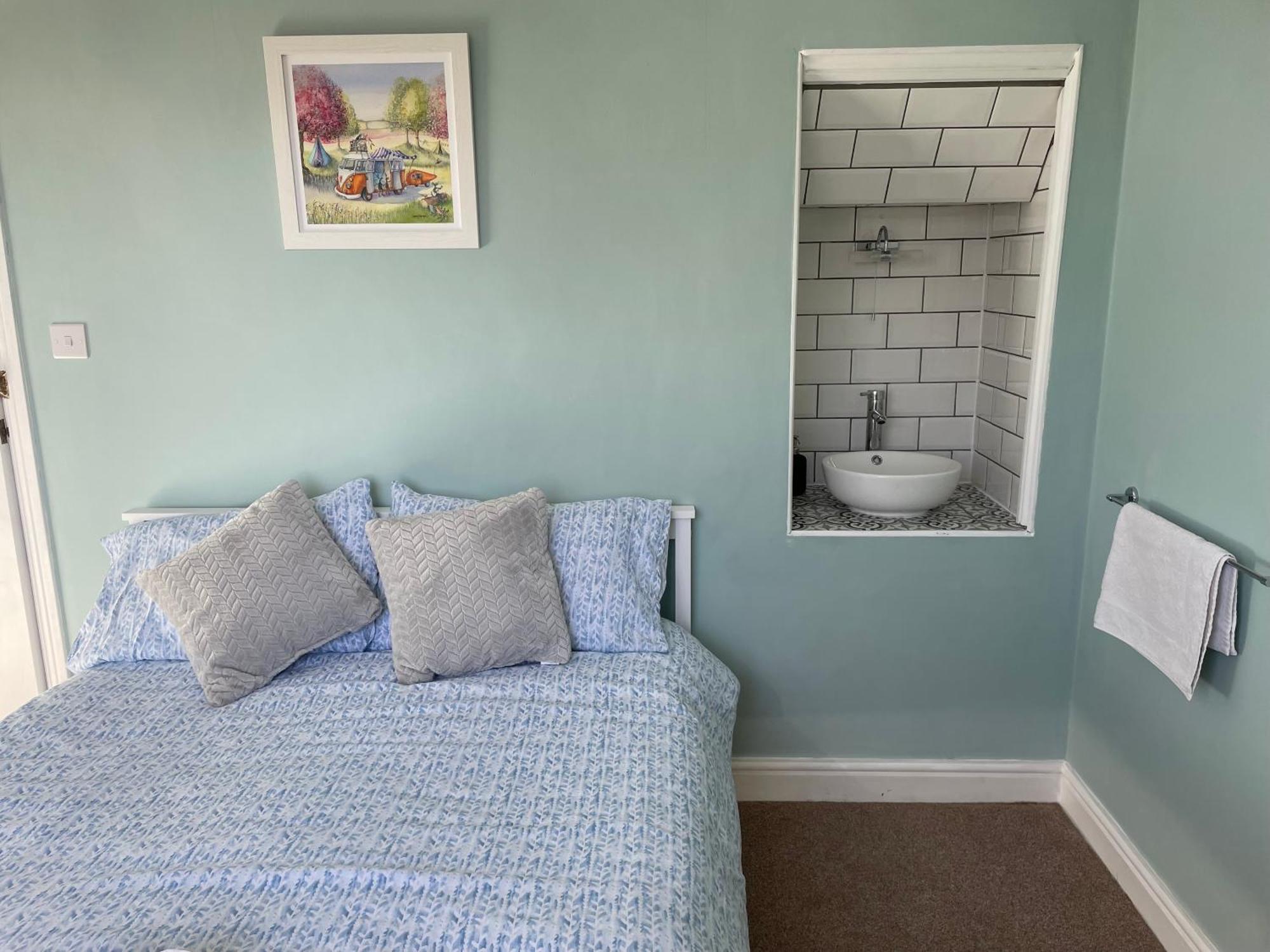 Maple Leaf Guest House Almondsbury Esterno foto
